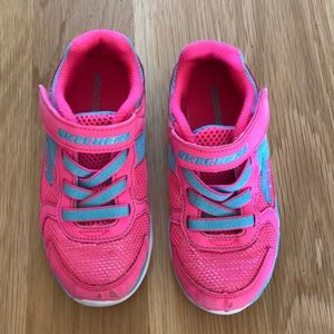 Skechers girls size 10. Pink, blue & sparkle 💕
